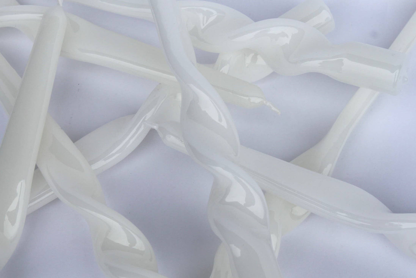 TWIST TAPER CANDLES SET OF 3 | WHITE | MÆGEN