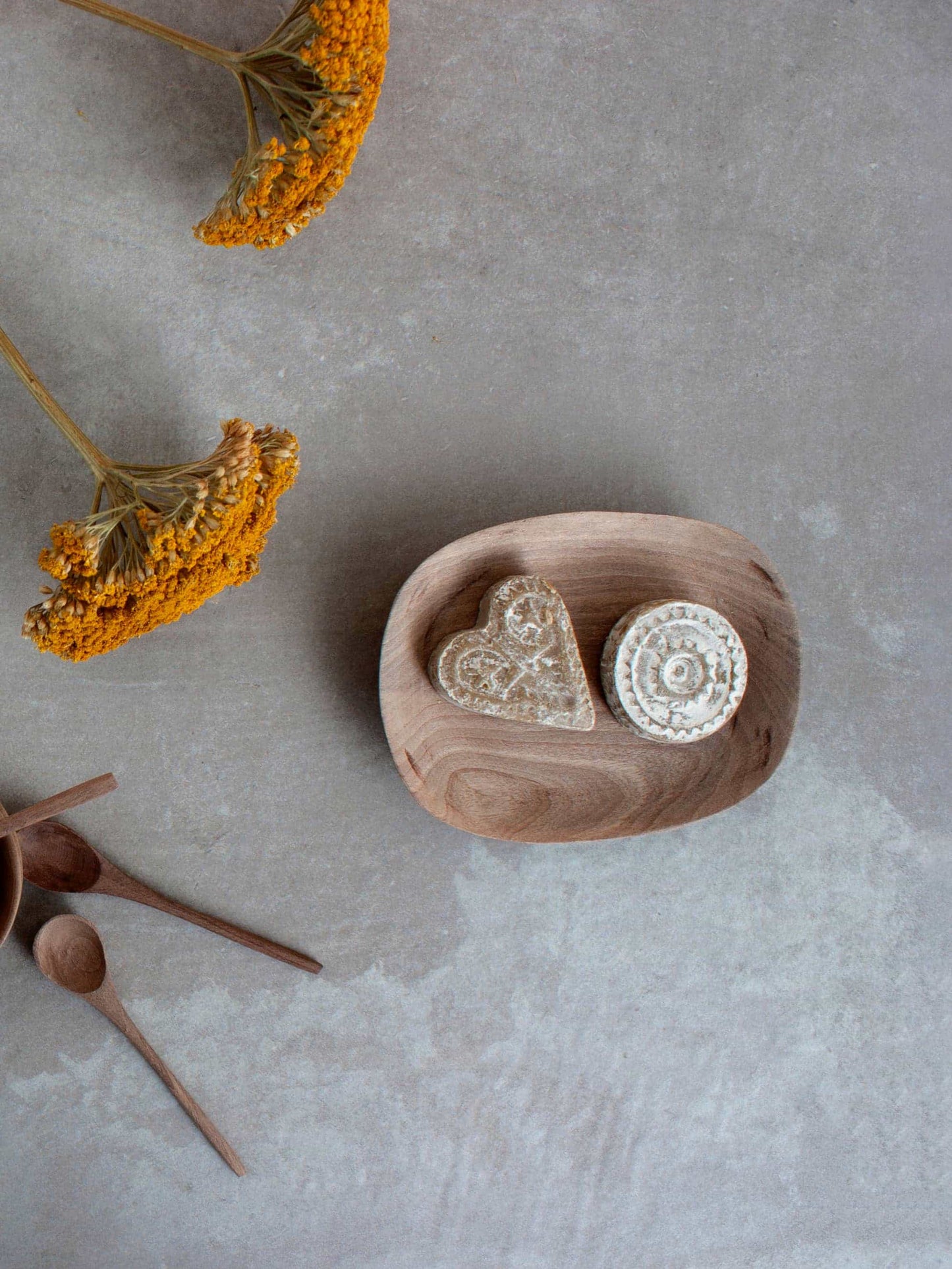 Bohemia Design - Walnut Wood Soap Dish, 5 Hole