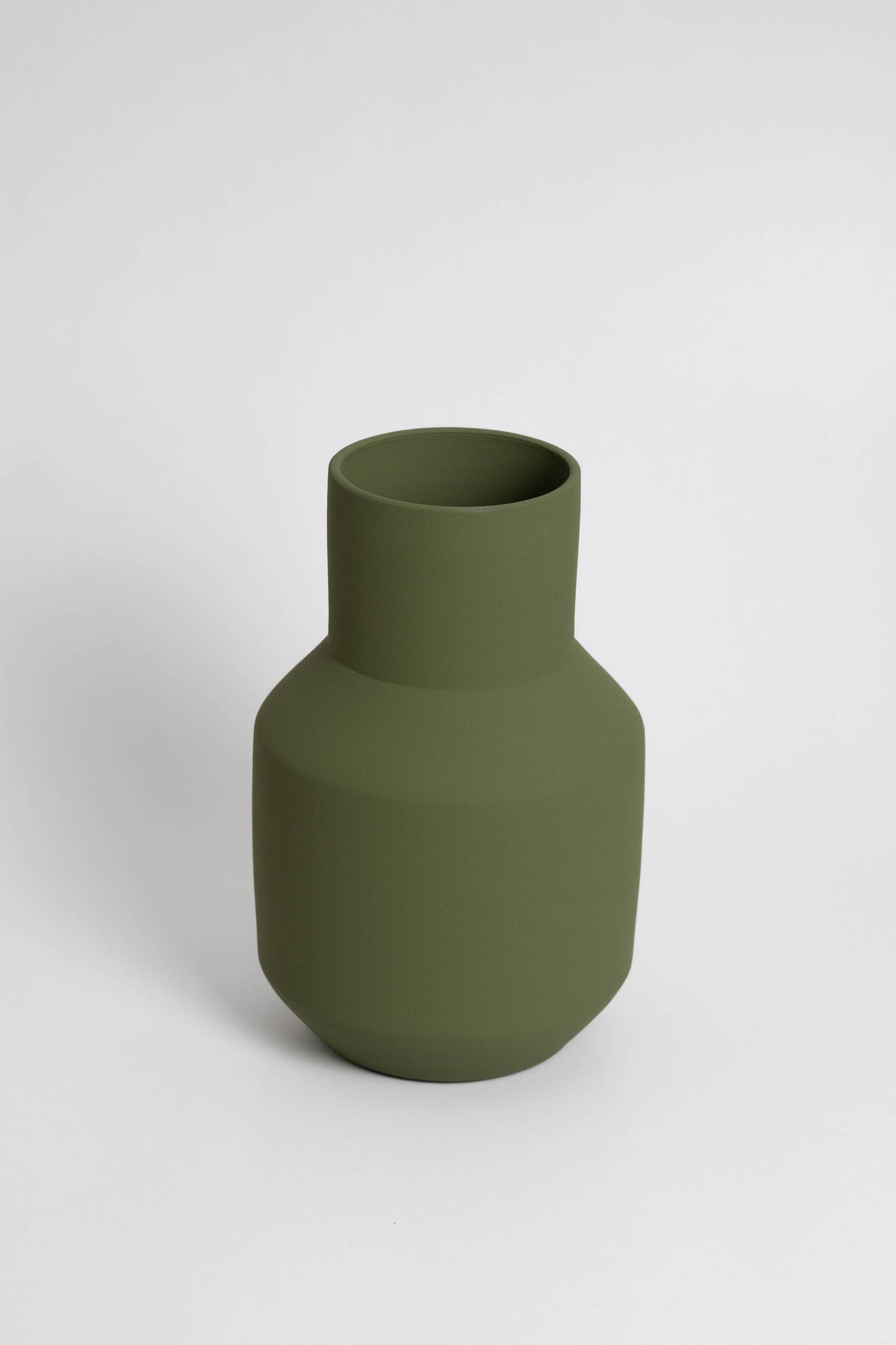 o cactuu - Sado Vase - Olive Green - Ceramic Perfect for dried flowers