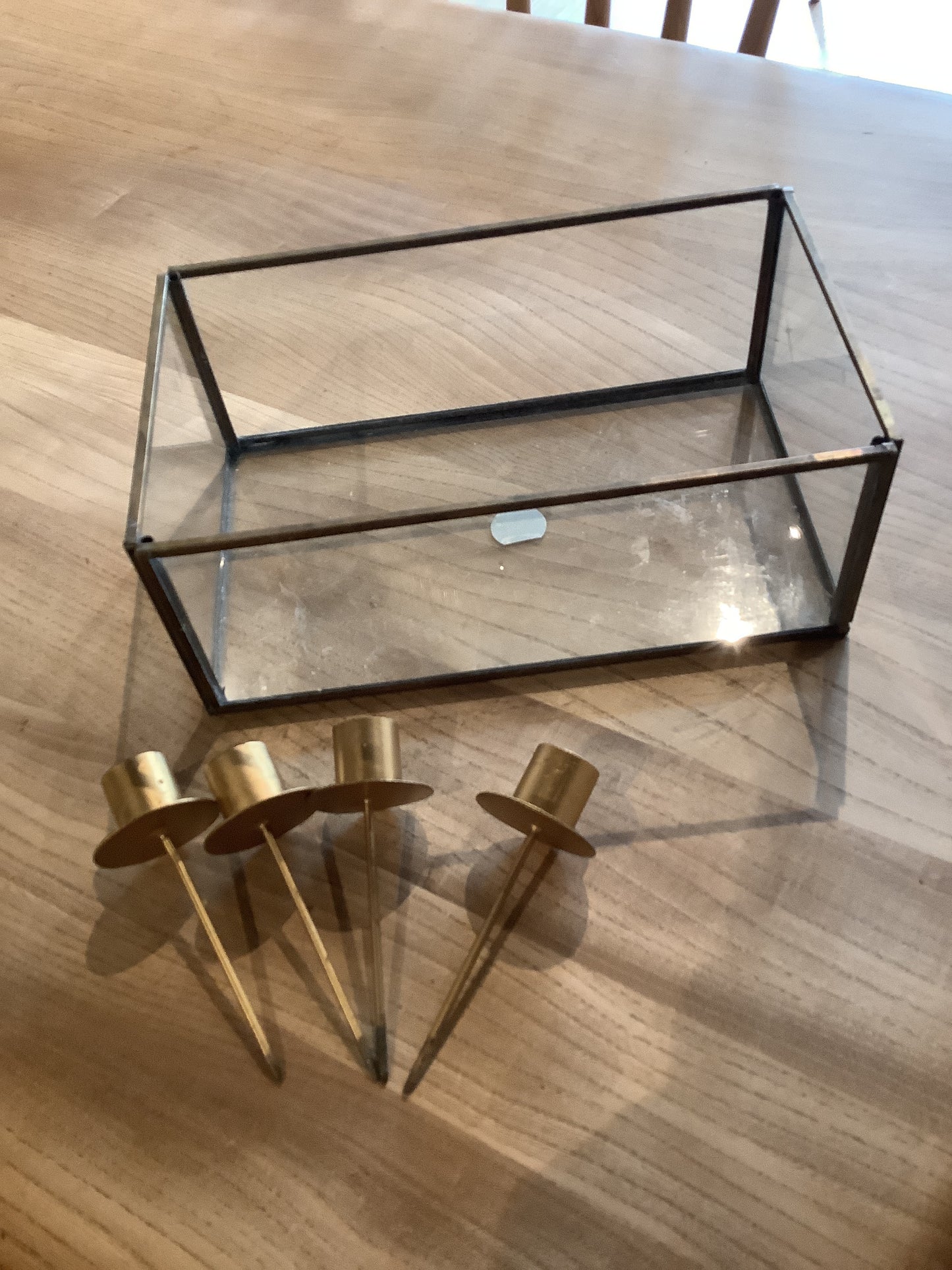 Glass display box