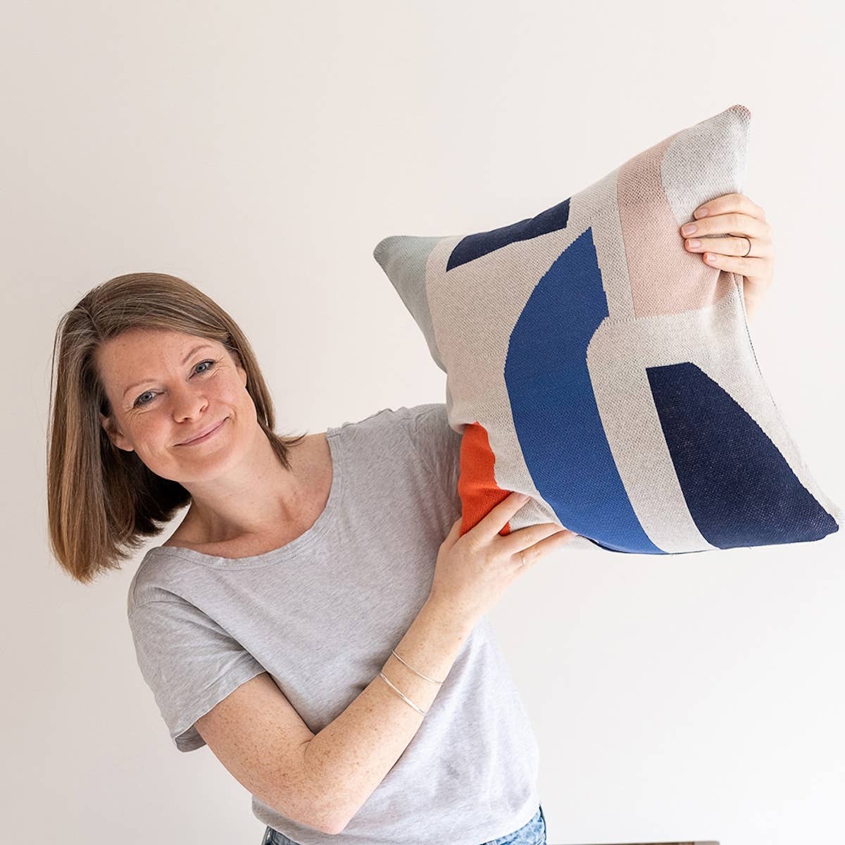 COTTON KNIT CUSHION | BRUTEN MULTI | SOPHIE HOME