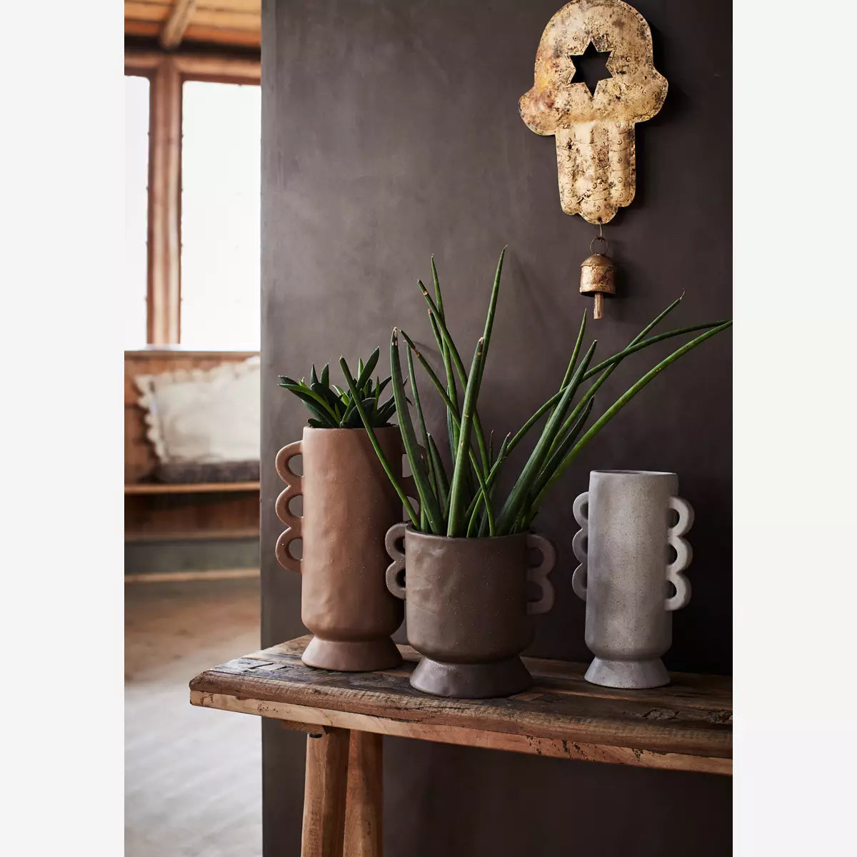 STONEWARE VASE | BROWN | MADAM STOLTZ