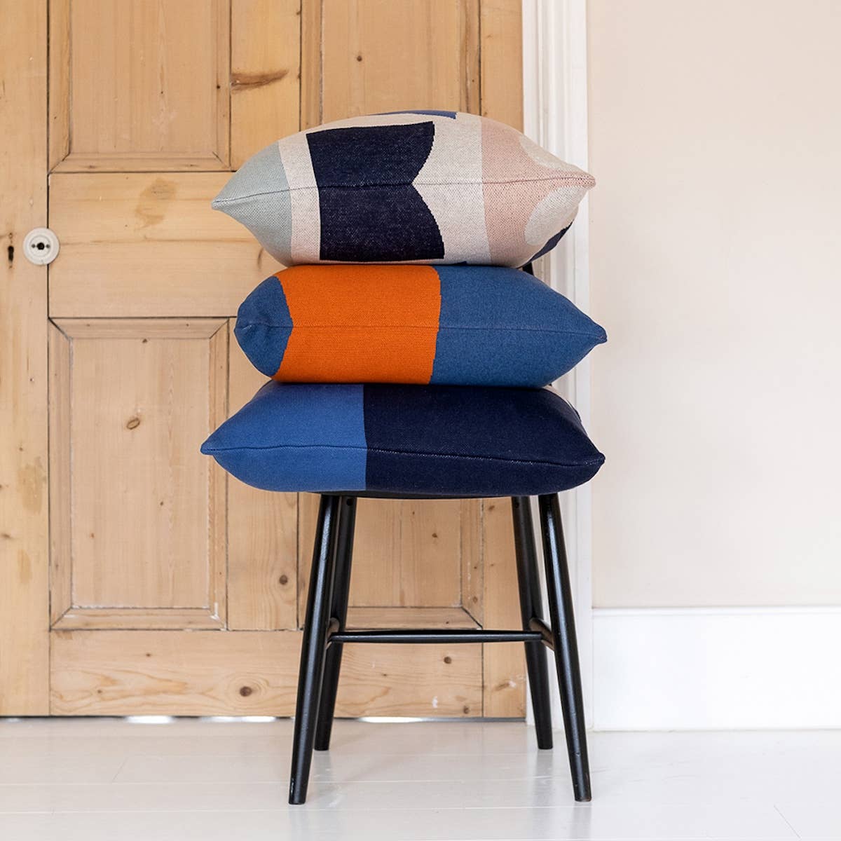 COTTON KNIT CUSHION | ILO BLUE | SOPHIE HOME