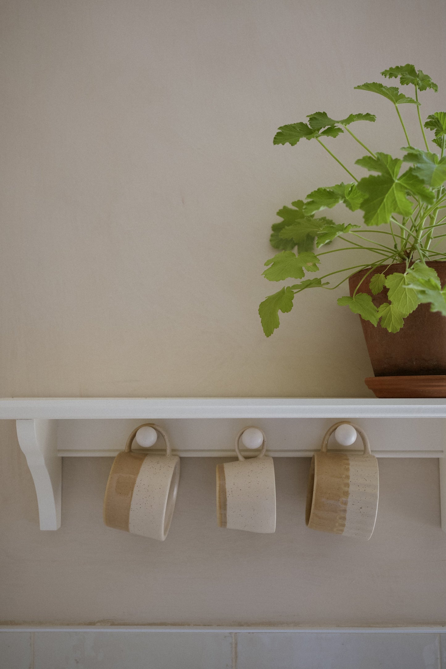 RIDGED DOUBLE GLAZED MUG | CREAM | MEANWHILE