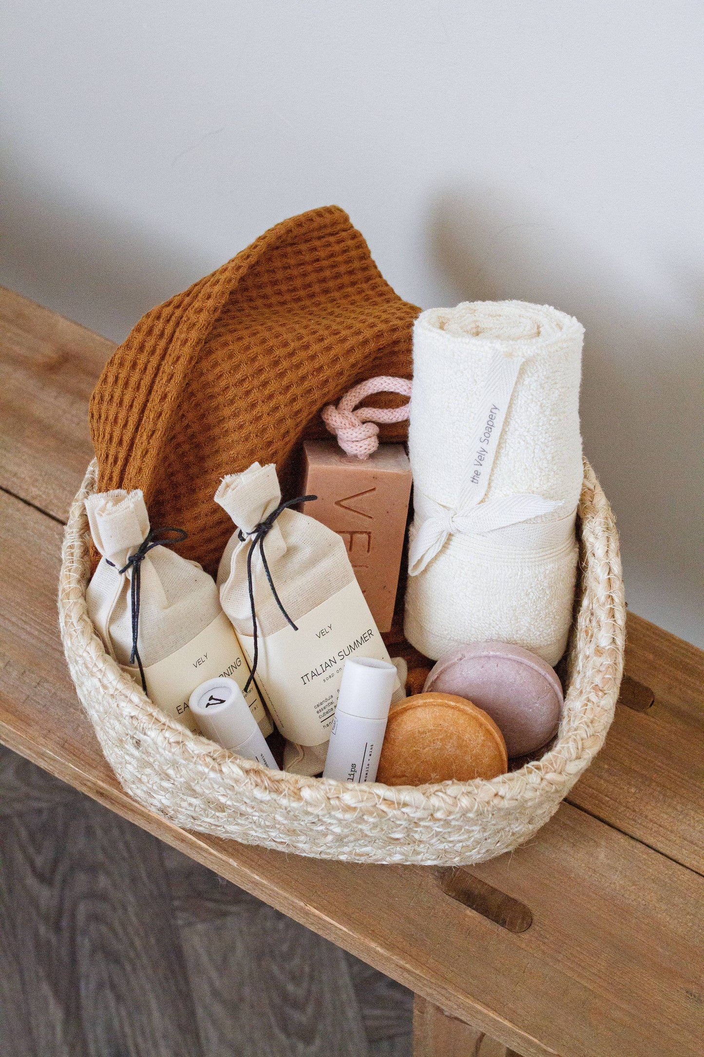 The Vely Soapery - Natural Handmade Soap On A Rope With Pink Clay "Amélie"