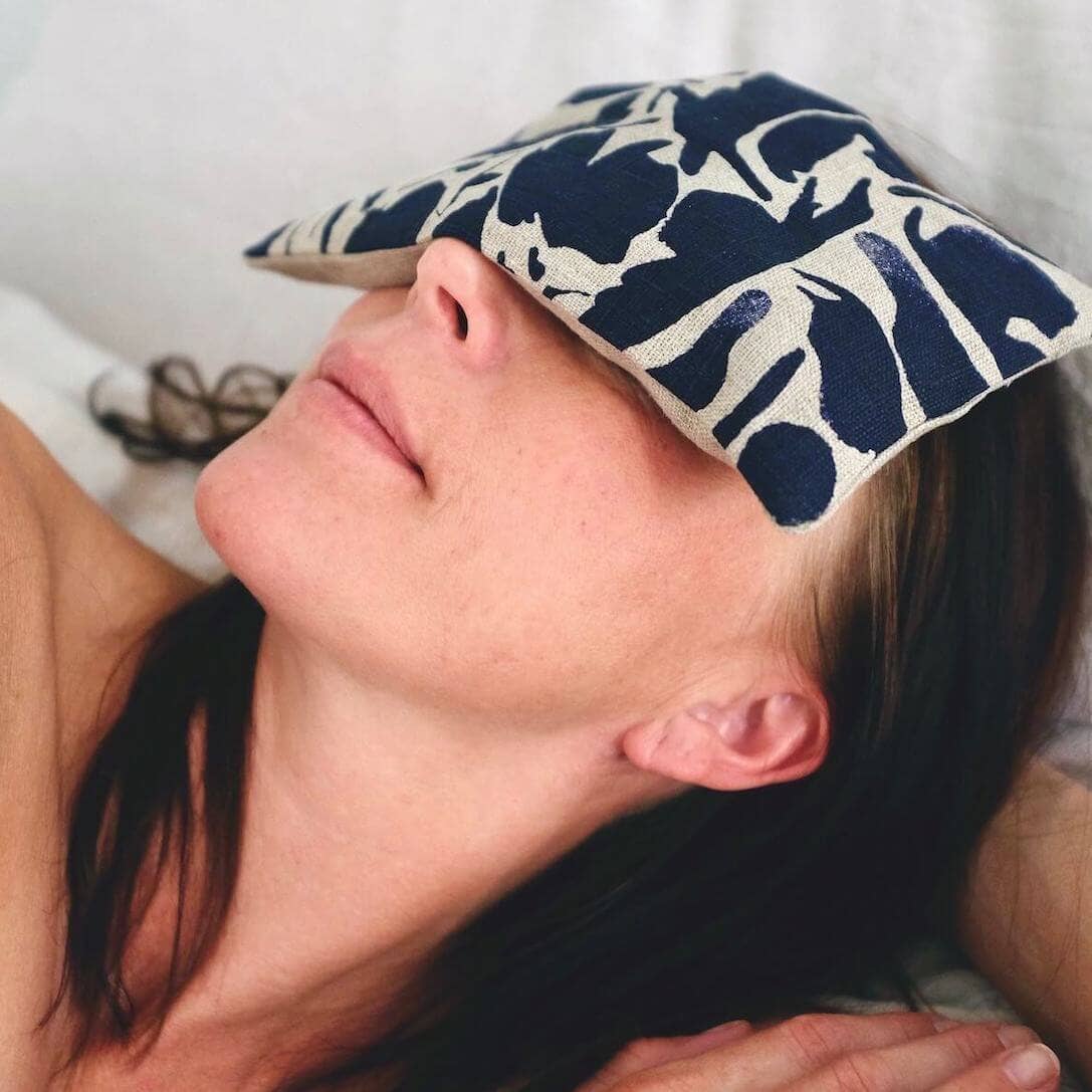 Blasta Henriet - Eye Pillow - Hot/Cold: Printed Navy Creatures