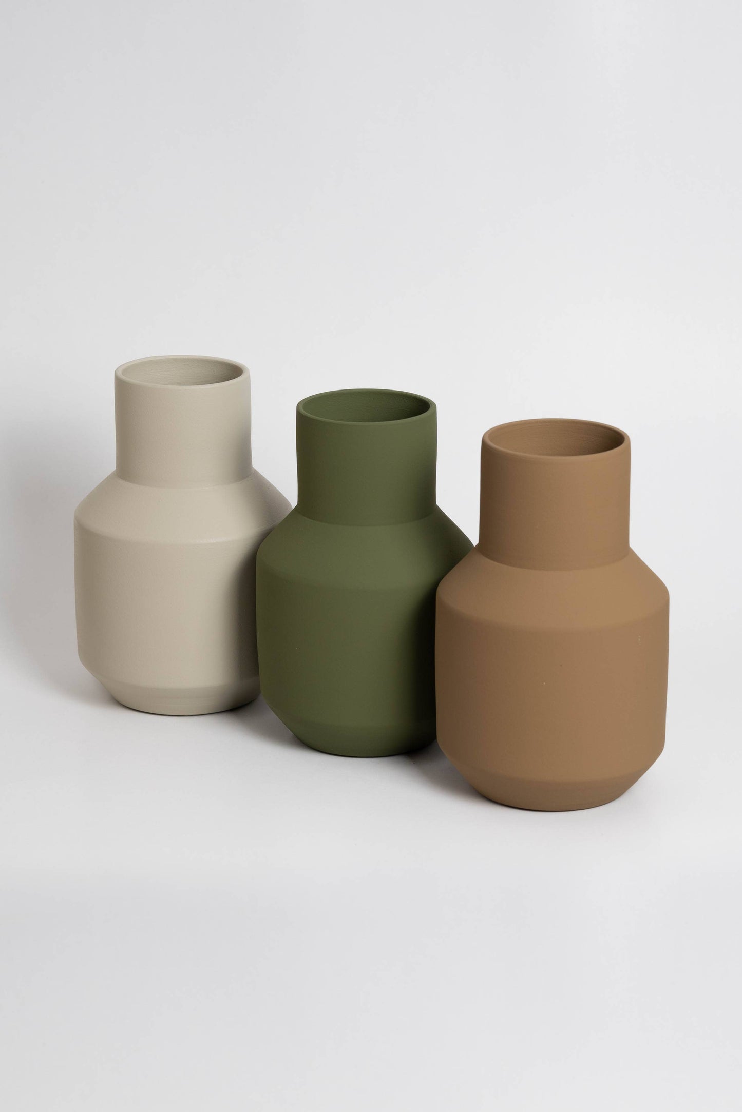 o cactuu - Sado Vase - Olive Green - Ceramic Perfect for dried flowers