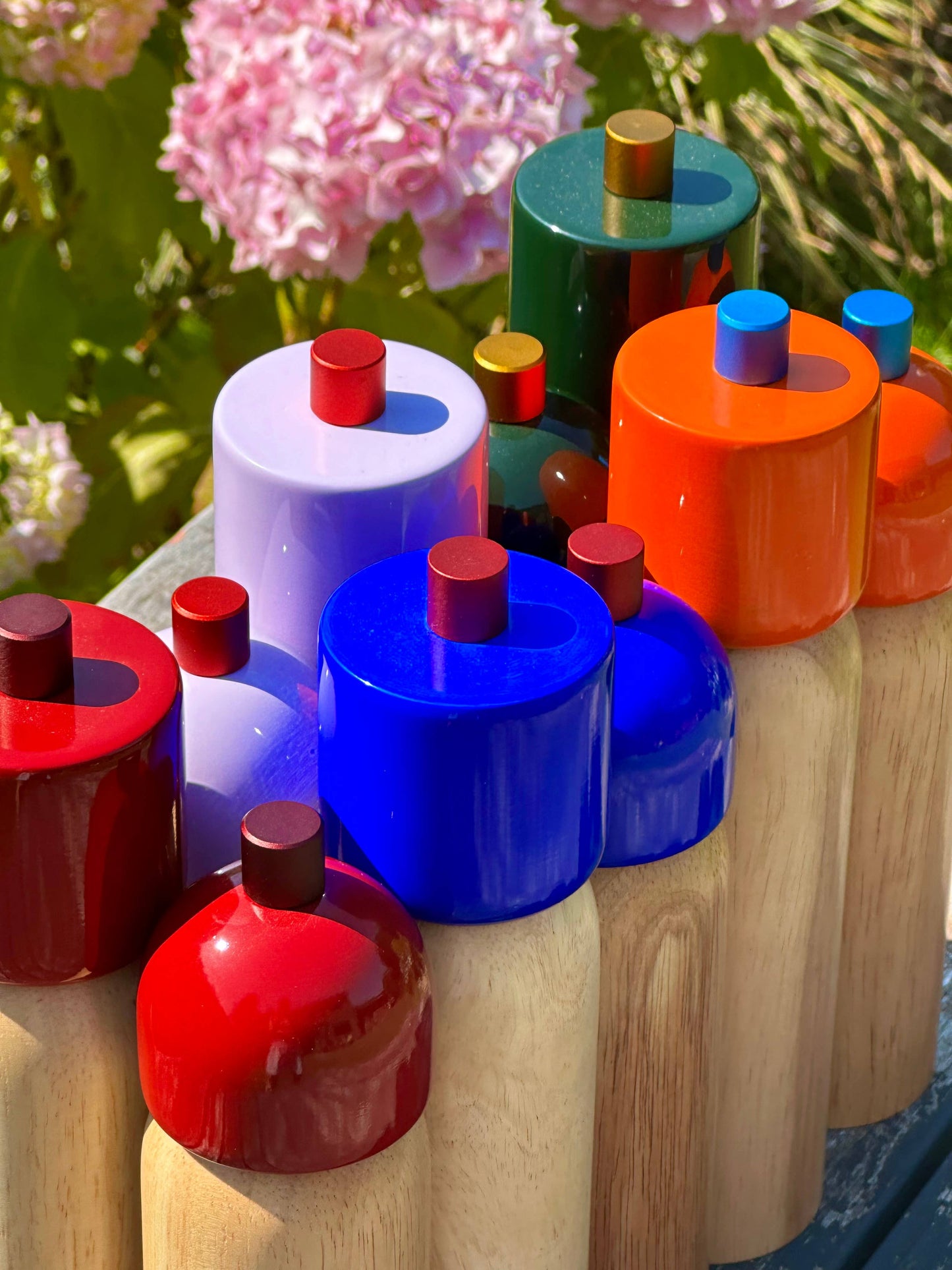 MÆGEN - Salt & Pepper Grinder - Orange & Blue: Medium