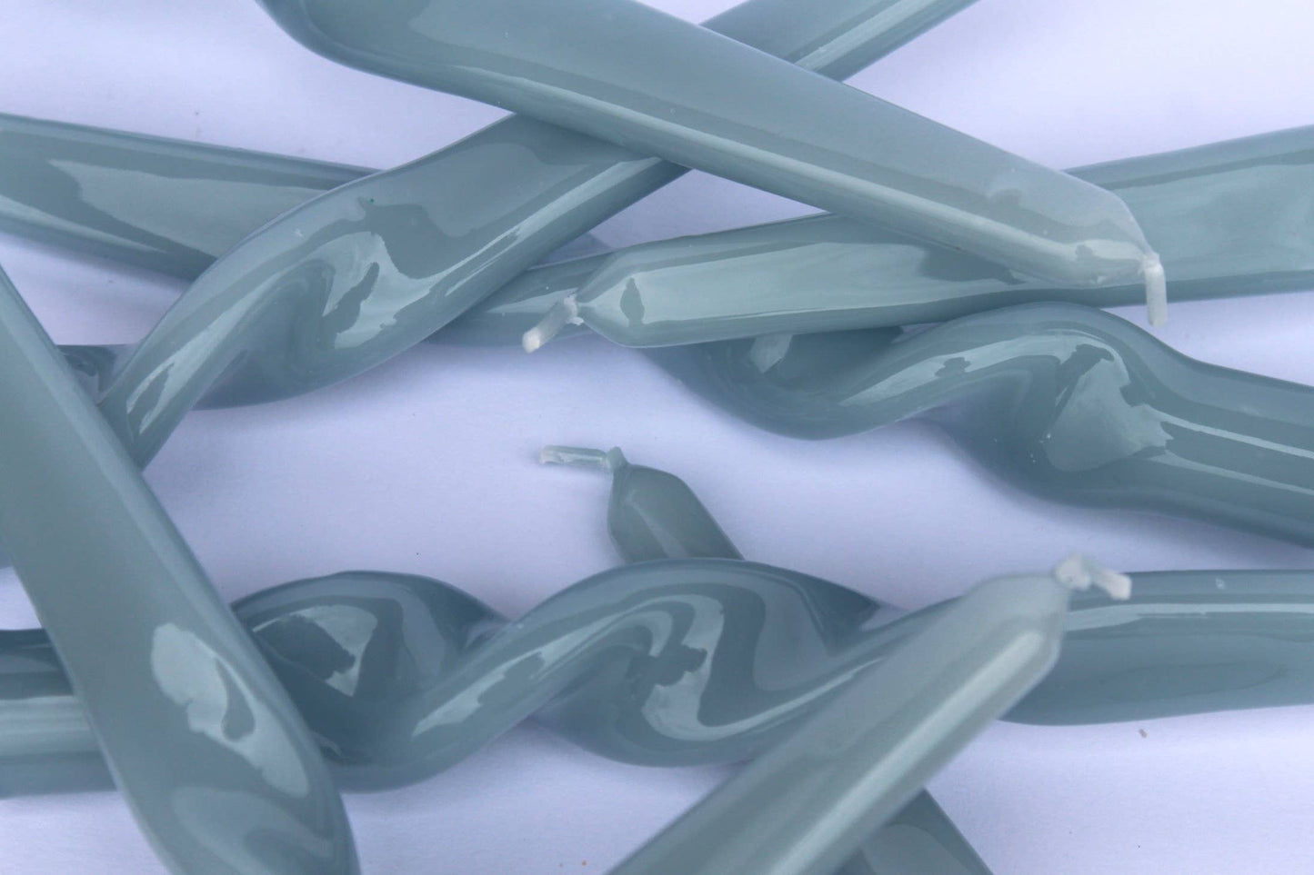 TWIST TAPER CANDLES SET OF 3 | CORNFLOUR BLUE | MÆGEN