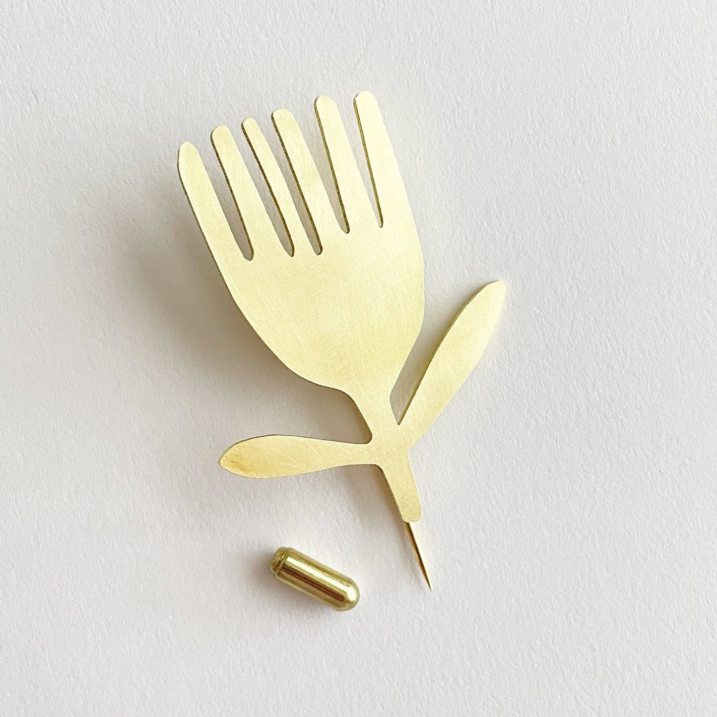 Tom Pigeon - Brass Samphire Pin