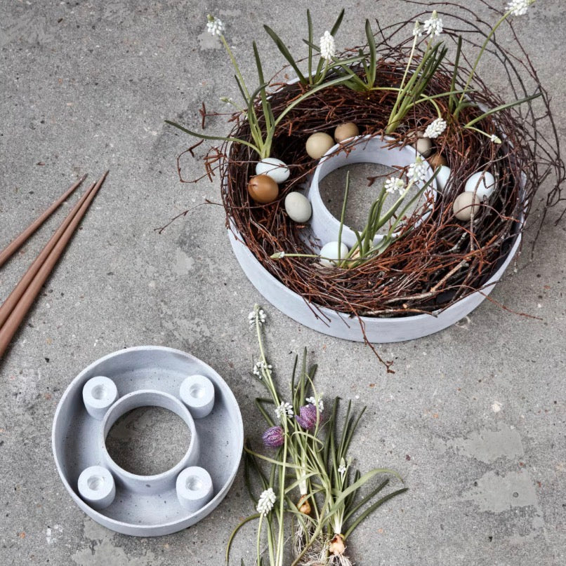 SCANDINAVIAN CHRISTMAS CENTREPIECE WORKSHOP WITH HOLLY GROWS .  13 DECEMBER 4PM - 7PM