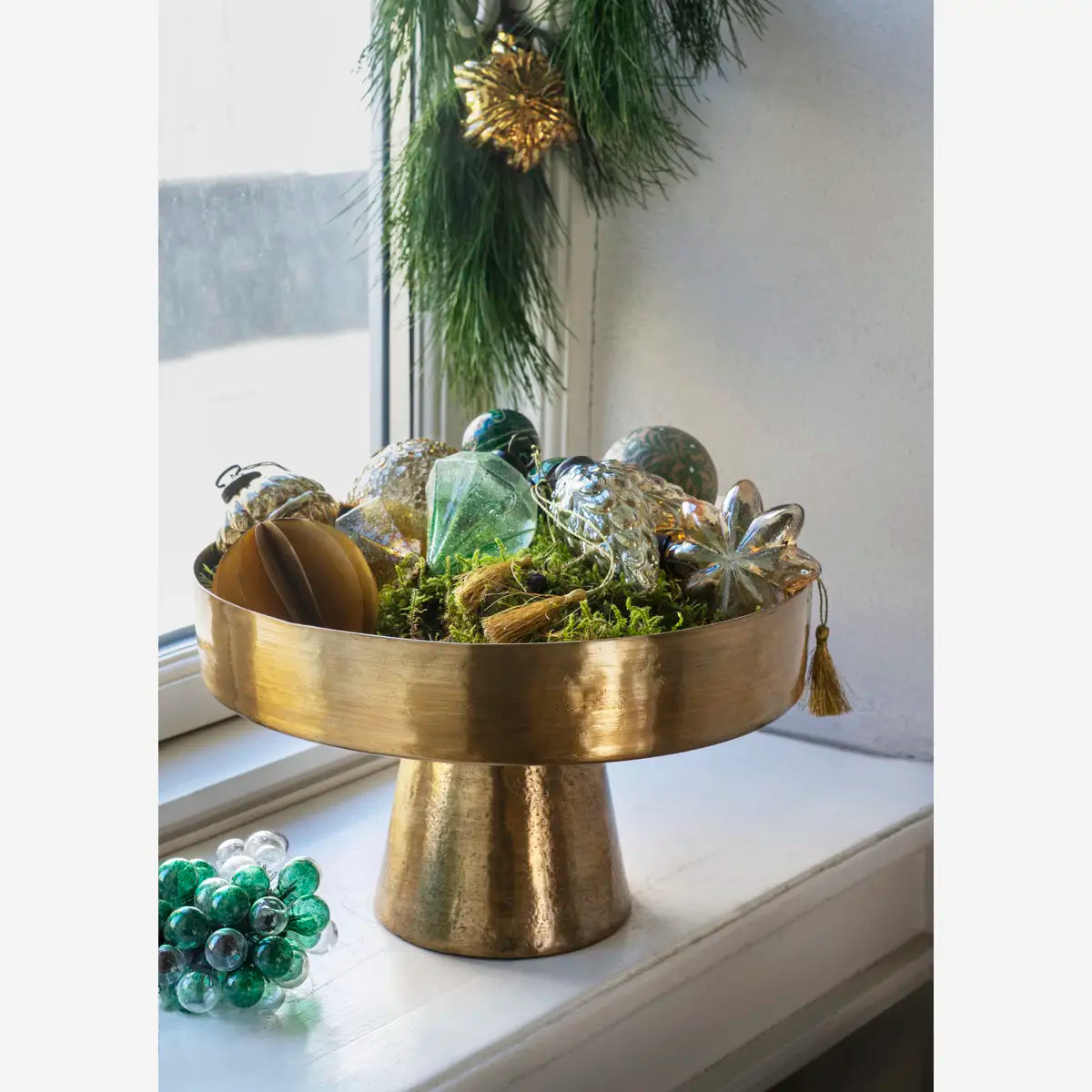 HAND HAMMERED ALUMINIUM PEDESTAL TRAY | ANTIQUE BRASS | MADAM STOLTZ