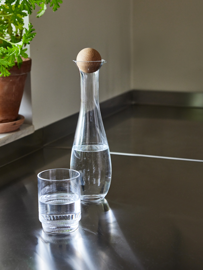 Sagaform AB - Sagaform Nature Carafe With Oak Stopper 1L