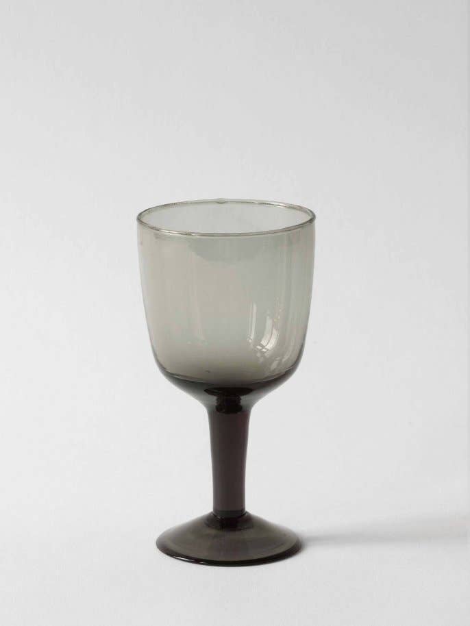 Galette wine glass low - smoke