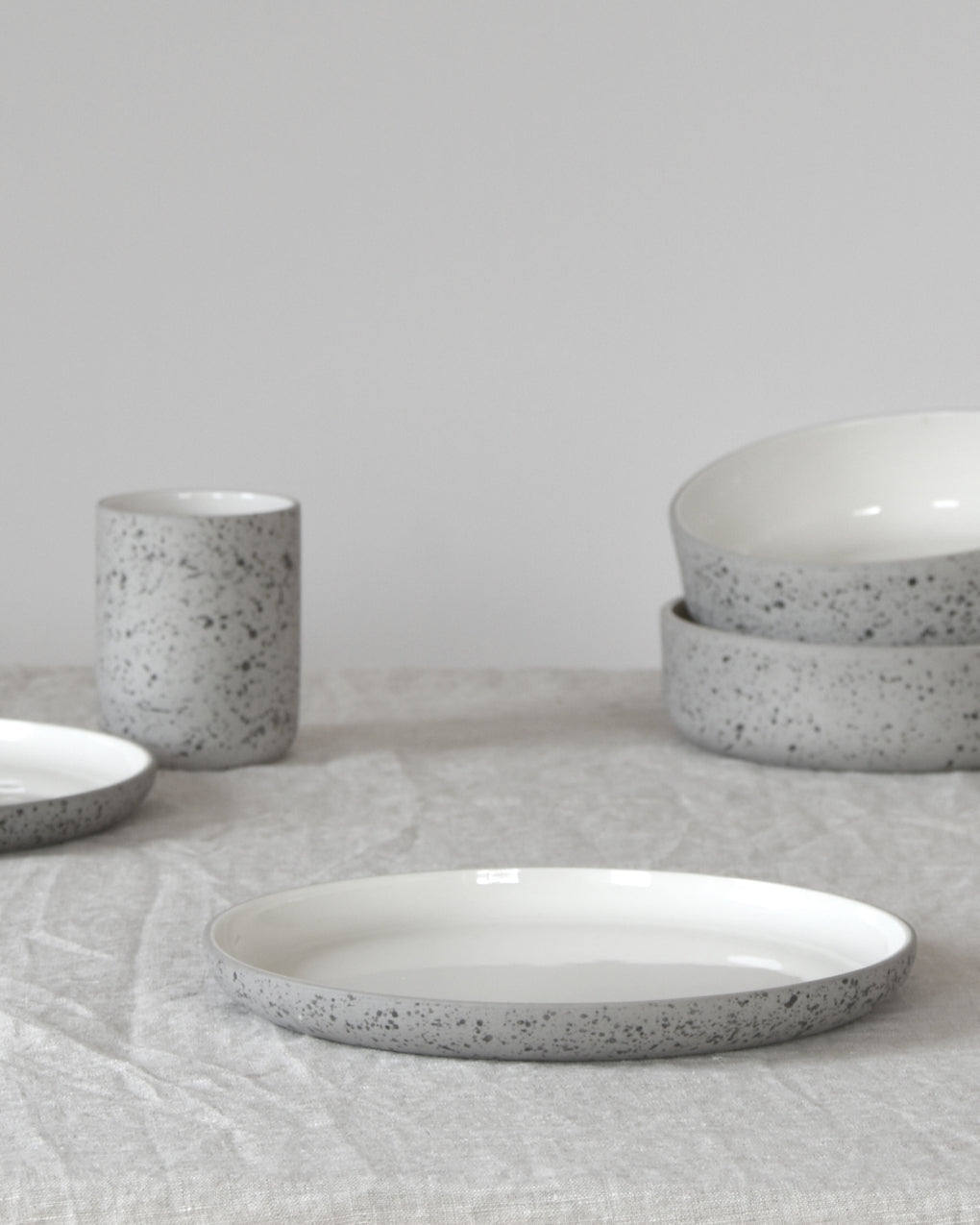 BOWL | GREY SPECKLED | ARCHIVE STUDIO 22CM