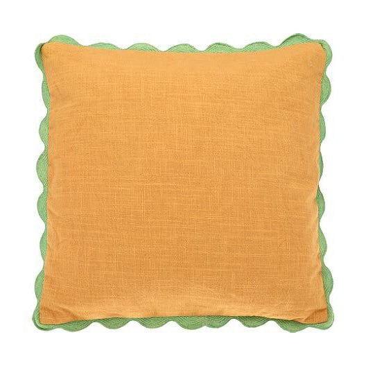 SCALLOPED EDGE CUSHION | VARIOUS COLOURS |