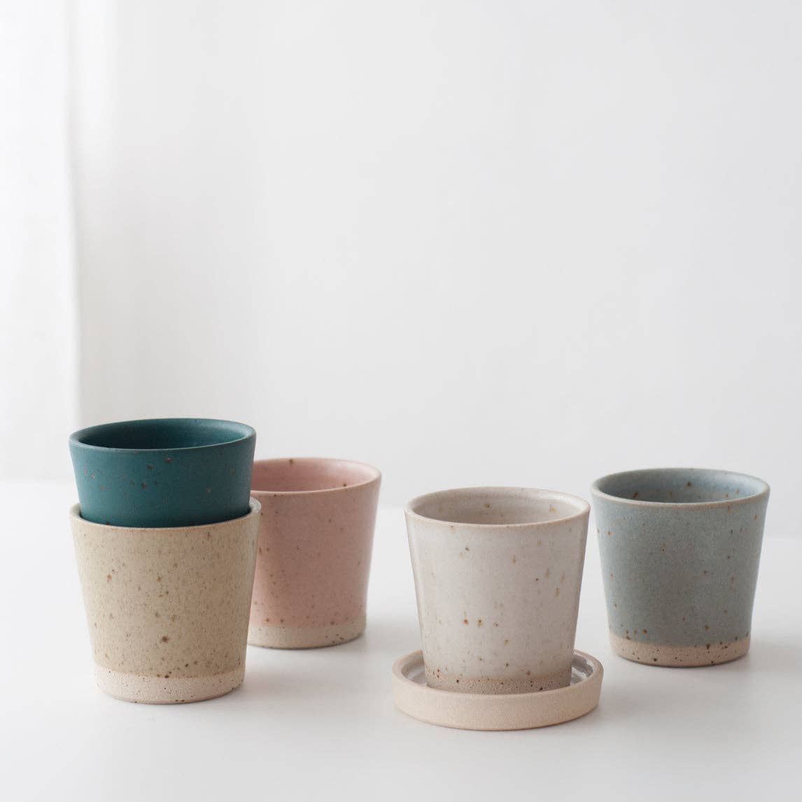 Dor & Tan - Beaker - Matte White & Speckled