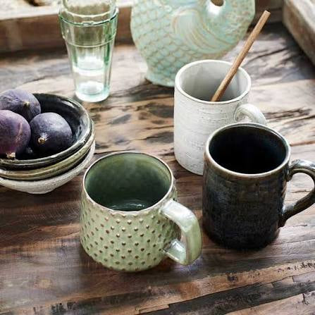 MUG WITH DOTS | GREEN | STONEWARE | MADAM STOLTZ