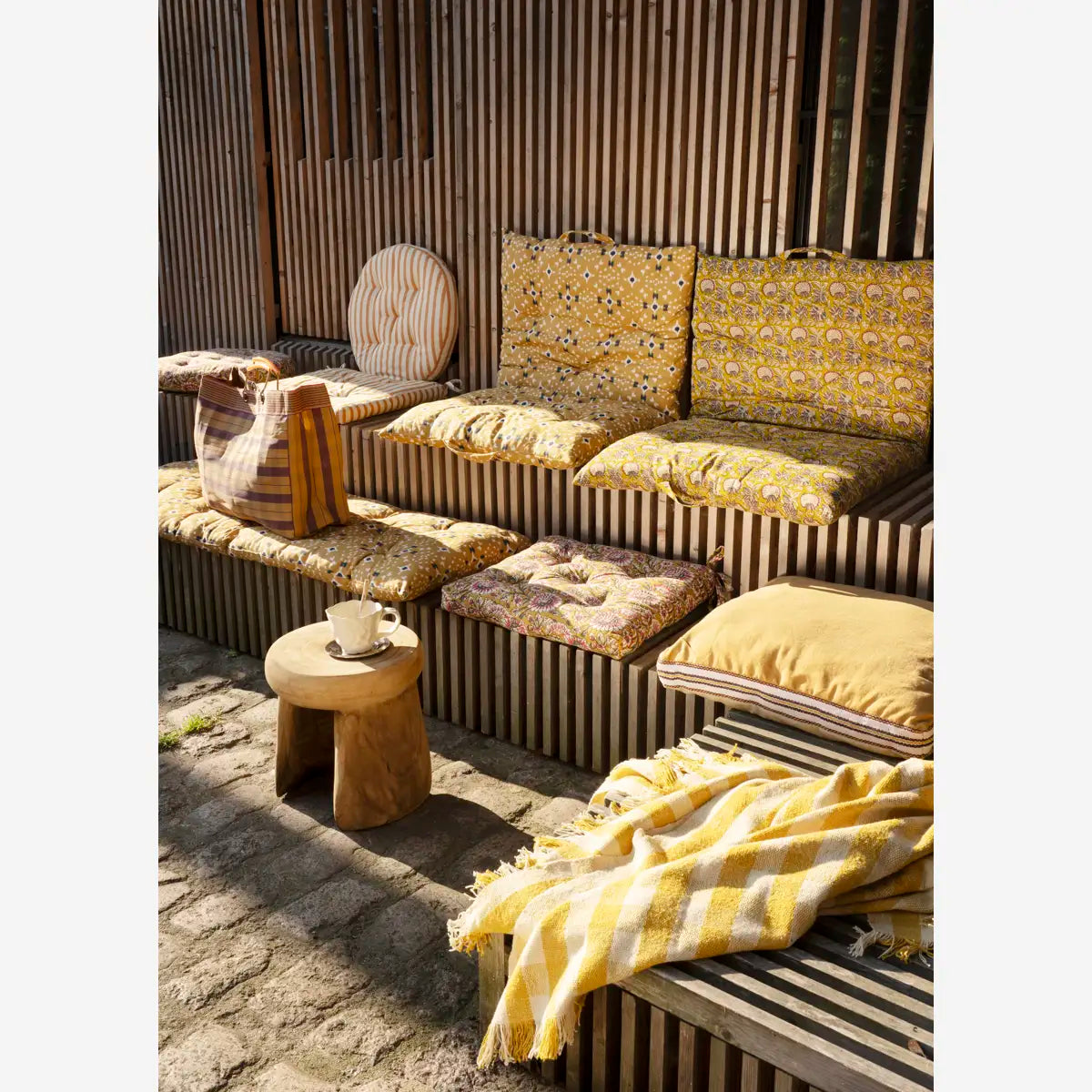 RECYCLED COTTON THROW | YELLOW | MADAM STOLTZ