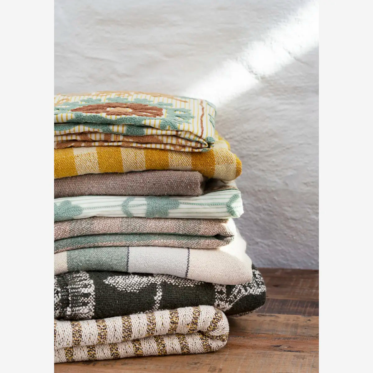 RECYCLED COTTON THROW | GREEN | MADAM STOLTZ