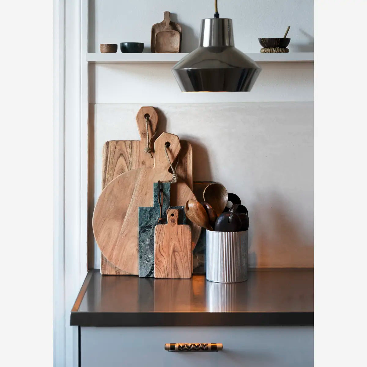 RECTANGULAR WOODEN CHOPPING BOARD |  ACACIA WOOD | MADAM STOLTZ