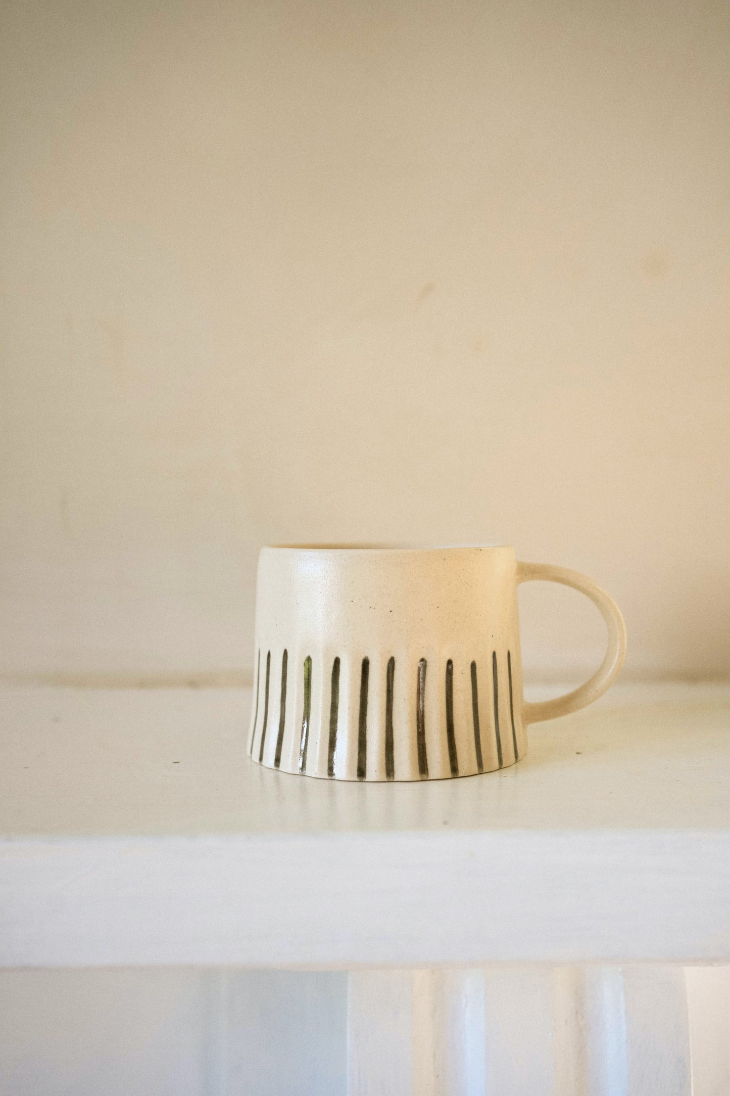 RIDGED PAINTED MUG | PEBBLE | MEANWHILE