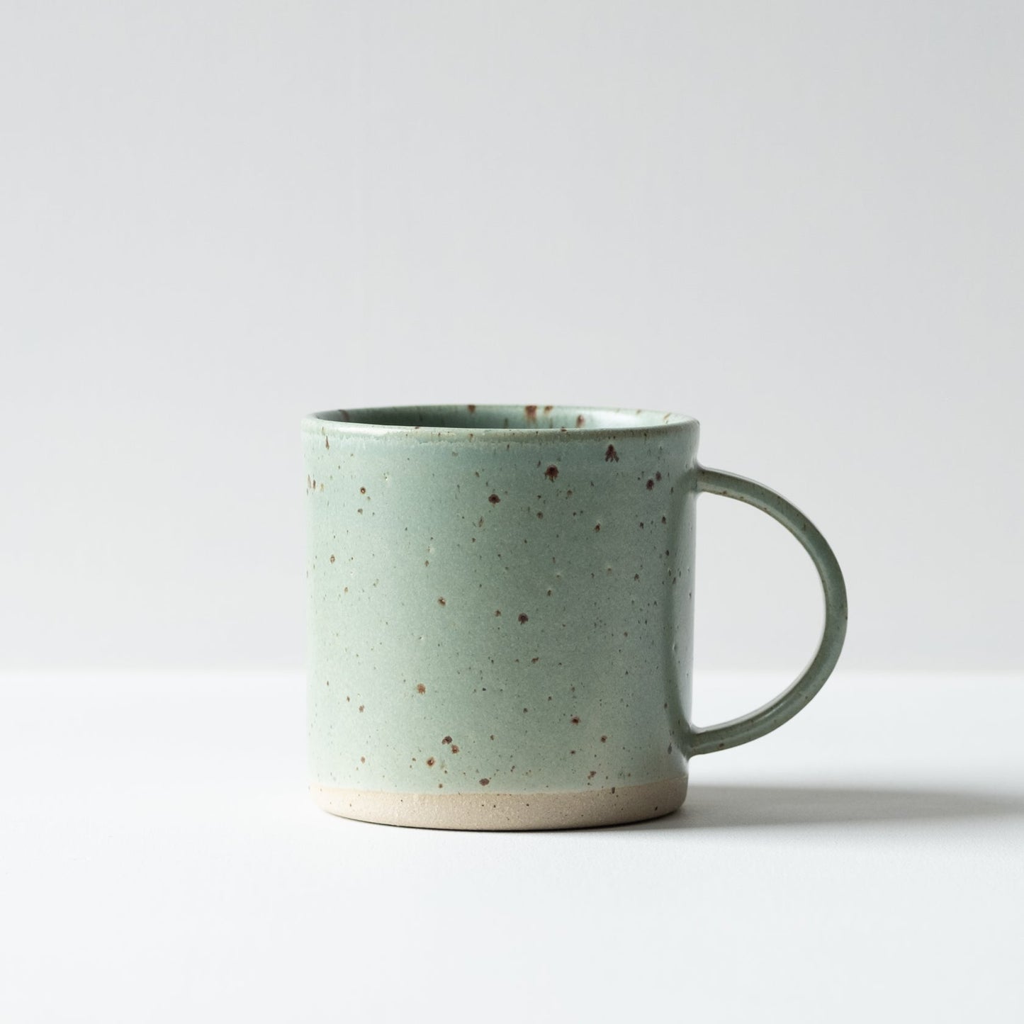 MUG | CELADON SPECKLED | DOR AND TAN