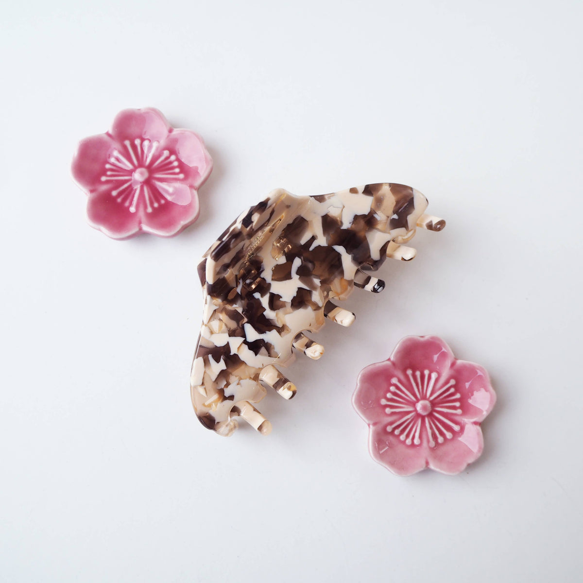 Custom Made - Missy Hair Claw Conch Shell - medium resin acetate hair claw
