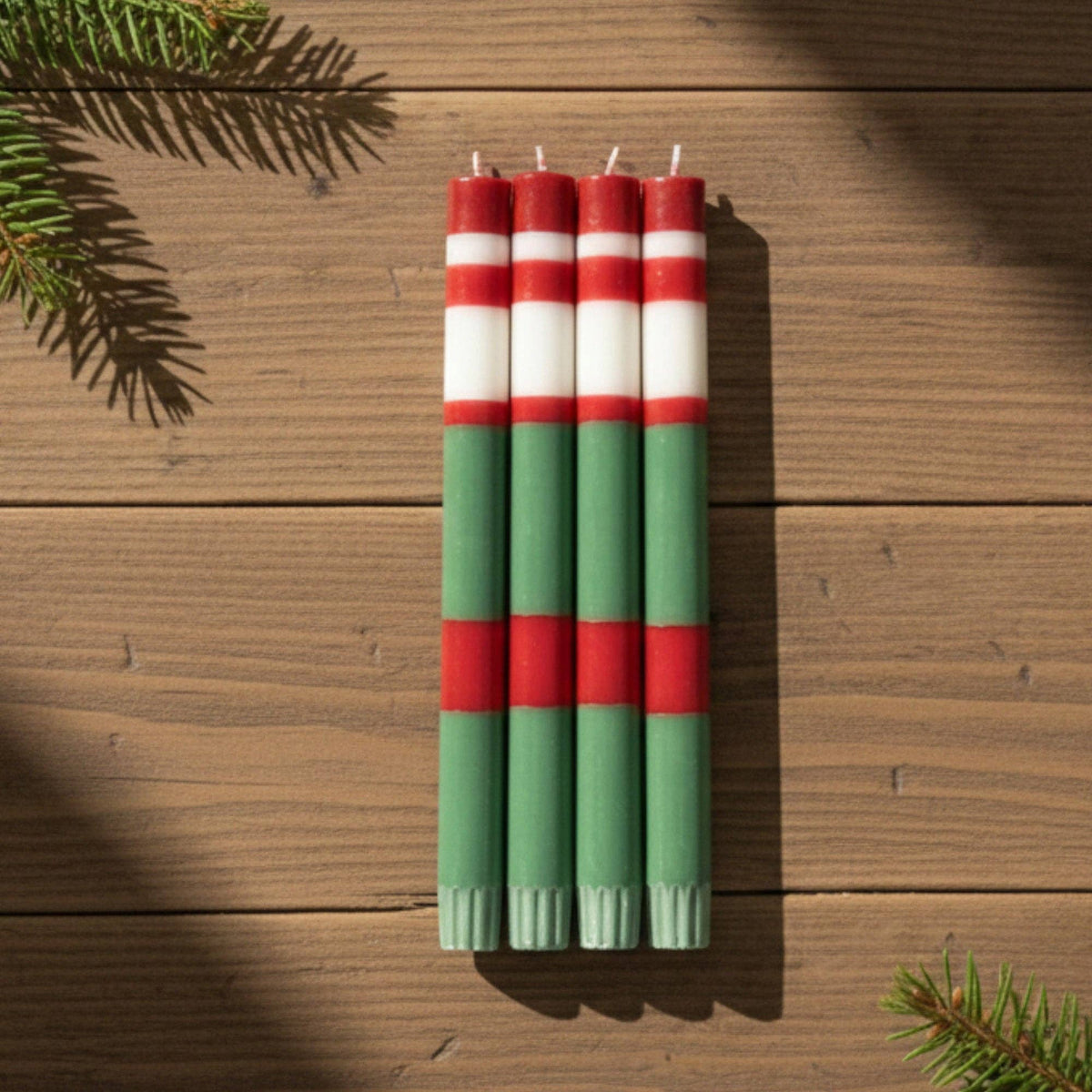 BRITISH COLOUR STANDARD - Striped Holiday Set - Emerald & Oriental Red Eco Dinner Candles, 4 per pack