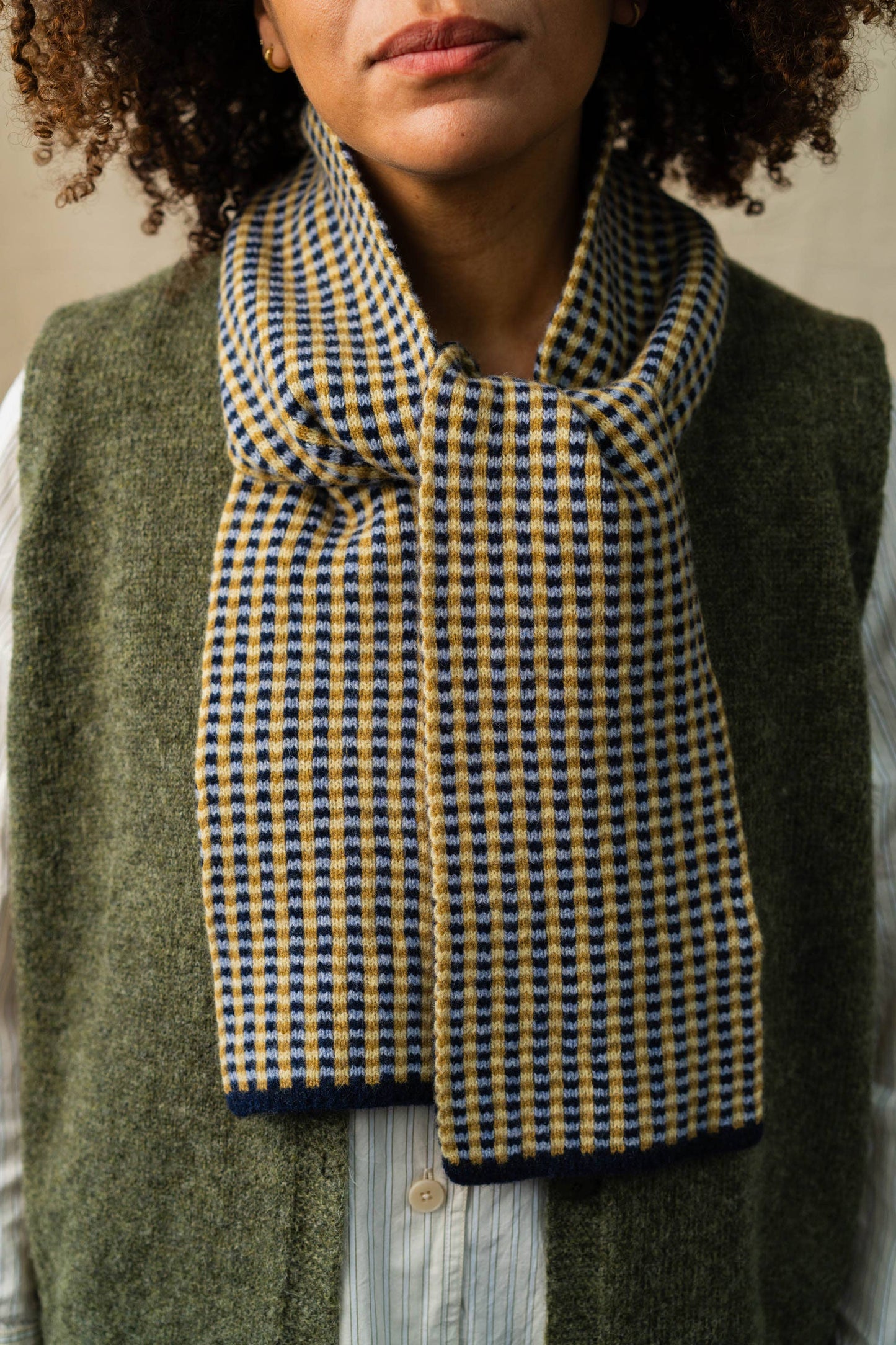 ROVE Knitwear - Small Check Scarf | Navy