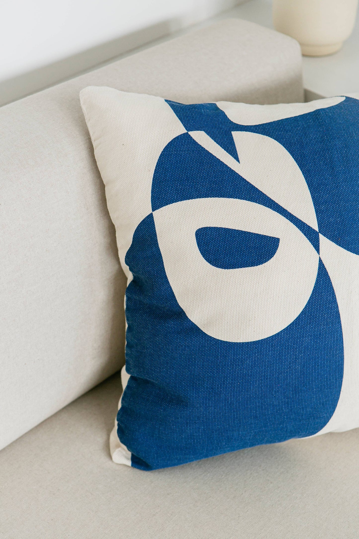 o cactuu - Printed Cushion Cover – Blue - Home decor