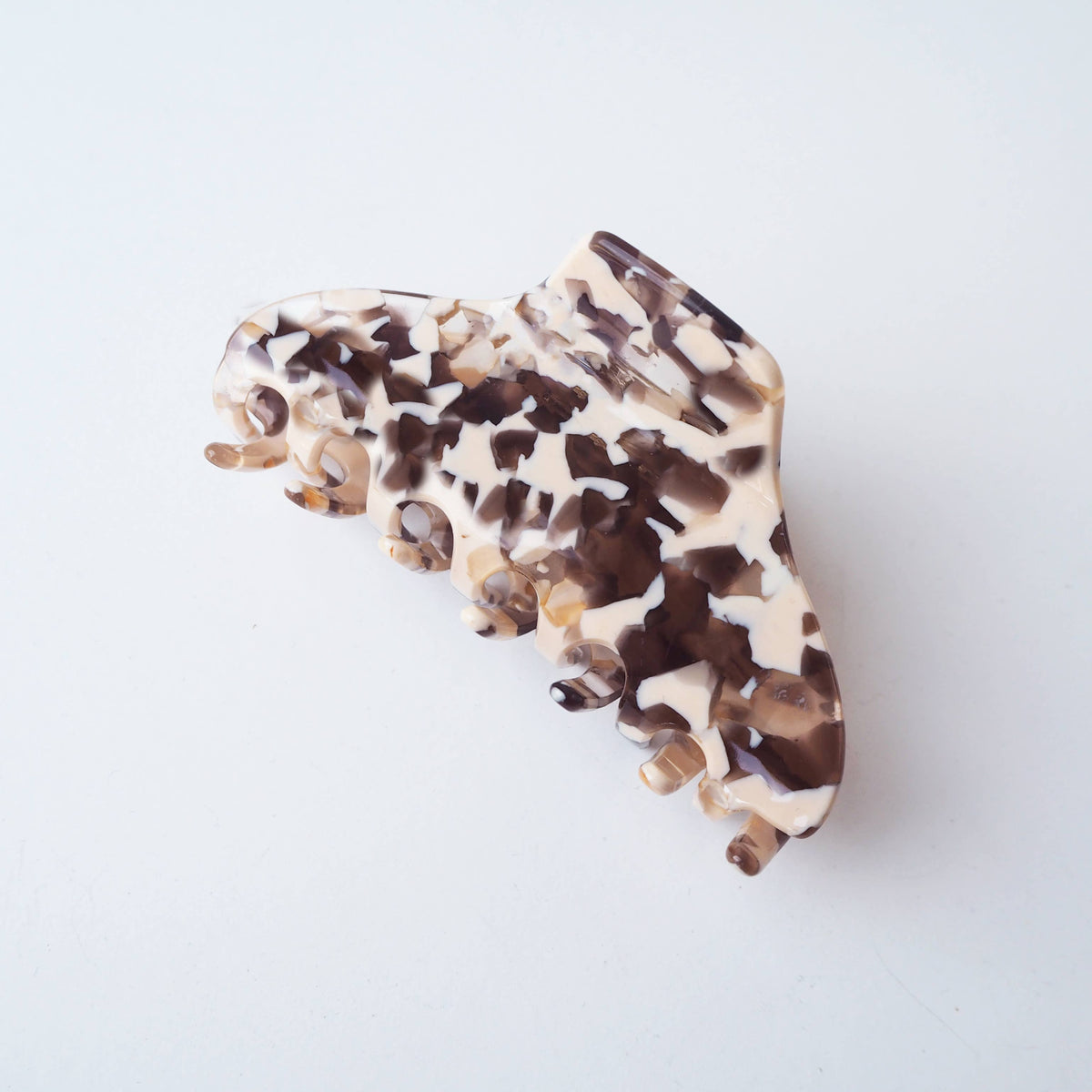 Custom Made - Missy Hair Claw Conch Shell - medium resin acetate hair claw